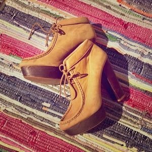 ZARA platform ankle boots. Like new condition